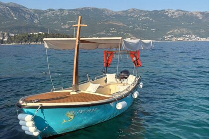 Hire Motorboat Elan Elan Pasara 490 Budva