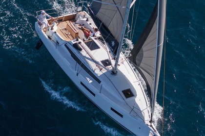 Verhuur Zeilboot  SUN ODYSSEY 350 La Trinité-sur-Mer
