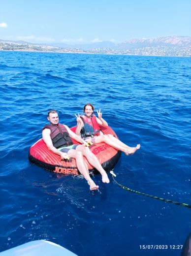 Saint-Raphaël Motorboat Beneteau Flyer 6.5 Sundeck alt tag text