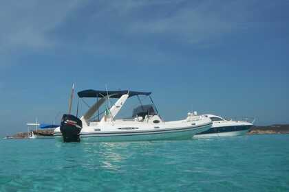 Charter RIB Maestrale 780 sport Cugnana Verde