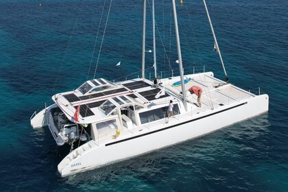 Location Catamaran Martin Hafner Custom Martin Hafner Custom Calvi