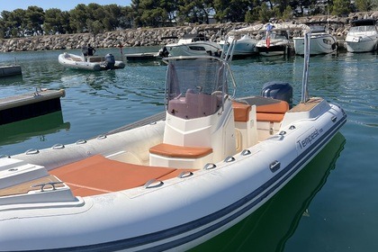 Verhuur RIB Capelli Capelli Tempest 700 Marseille