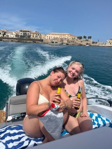 Syracuse Without license Blumax vari modelli alt tag text