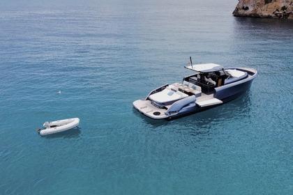 Charter Motorboat Solaris Power 44 Open Palma de Mallorca