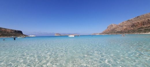 Chania Motorboat AQUAMAR Bahia Cabine alt tag text