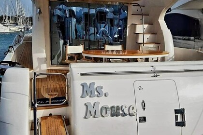 Location Yacht à moteur Gulf Craft Majesty 66 Corfou