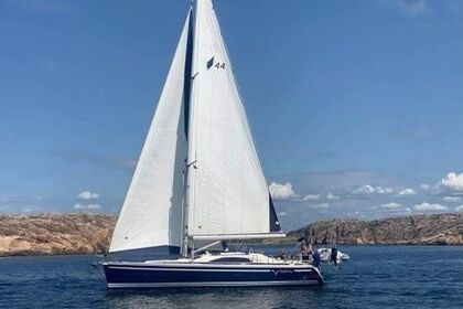 Hire Sailboat  Bavaria 44 Vision Hjellestad
