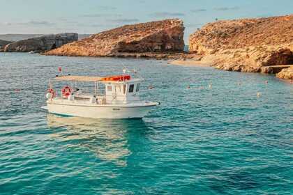 Hire Motorboat Chaudron Caterpillar Malta