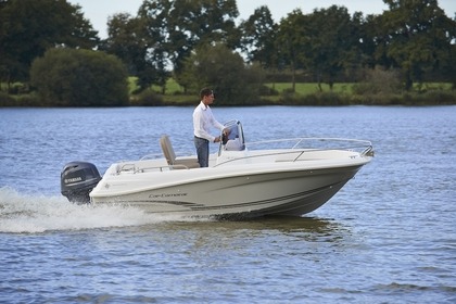 Hire Boat without licence  Jeanneau 5.1 Sète