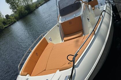 Location Bateau à moteur Prua al vento Jaguar 7 Marseille