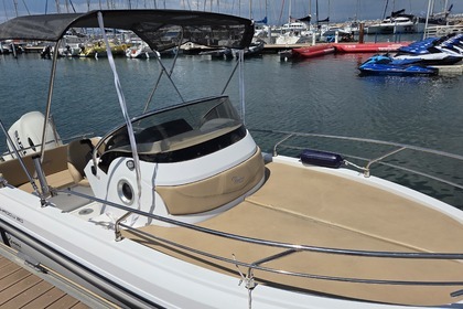 Verhuur Motorboot ranieri shadow 20 sundeck Port Camargue