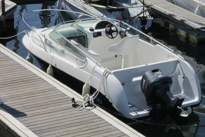 Charter Motorboat BENETEAU FLYER 5 Arzon