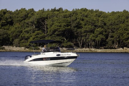 Miete Motorboot Cantiere Marinello Marinello 19 Spport Punat