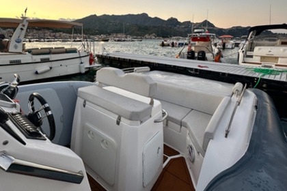 Charter Motorboat Sea Pro 248 Bay Blue Naxos