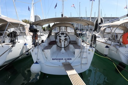 Miete Segelboot JEANNEAU SUN ODYSSEY 319 Pula