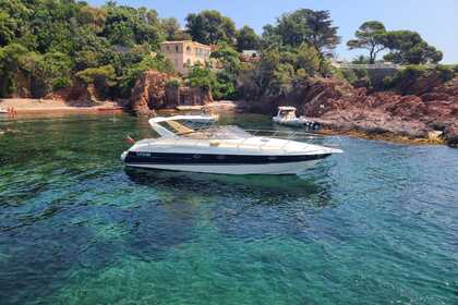 Charter Motorboat Cranchi 39 Saint-Raphaël