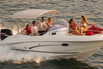 Miete Motorboot BENETEAU FLYER 750 SD Antibes