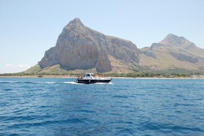 Charter Motorboat Crestitalia Aztec 31 San Vito Lo Capo