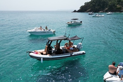 Hyra båt RIB-båt 3d Tender Odyssey Cavalaire-sur-Mer