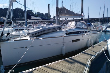 Miete Segelboot Jeanneau Sun Odyssey 349 Q Saint-Malo