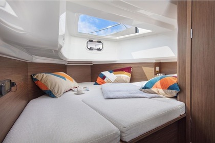 Charter Motorboat Jeanneau Cap Camarat 9.0 Cc Guadeloupe