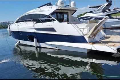 Hire Motorboat Estareiro Segue AR SEGUE 58 HT MINI FLY Rio de Janeiro