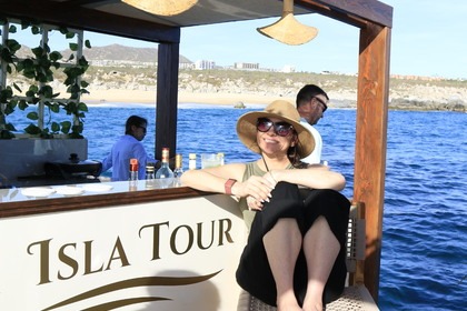 Rental Motorboat Custom Catamaran 32 Cabo San Lucas