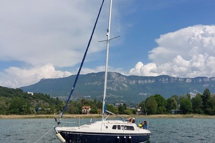 Charter Sailboat SUNBEAM Yachts 27.5 Aix-les-Bains