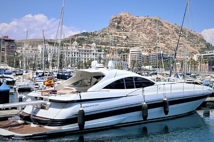 Hire Motor yacht Pershing 54 Lisbon