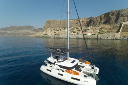 Charter Catamaran Lagoon 46 Athens