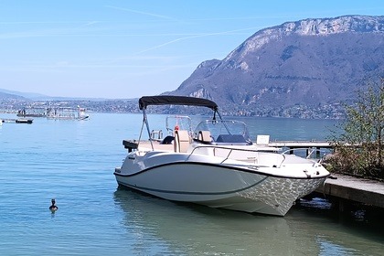 Charter Motorboat Quicksilver Activ 605 Open Annecy