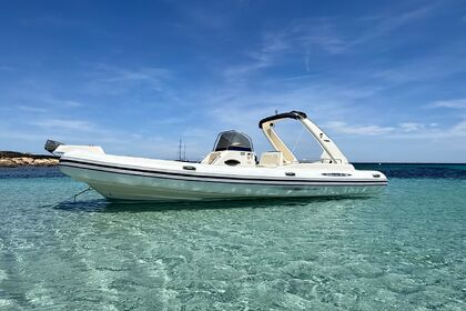 Location Semi-rigide Maestrale 780 sport Cugnana Verde