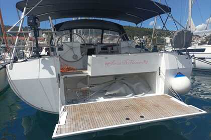 Hyra båt Segelbåt Bavaria Yachtbau Bavaria C50 - 5 + 1 cab. Split