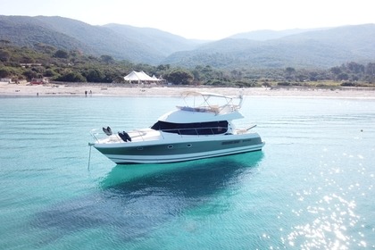 Charter Motorboat Jeanneau Prestige Ajaccio