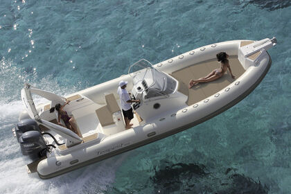 Hyra båt Motorbåt Capelli Capelli Tempest 850 Portimão