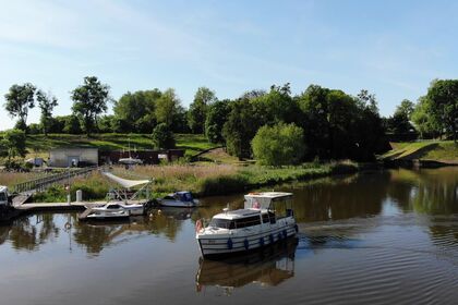 Rental Houseboats Vistula Cruiser Vistula Cruiser 30 SE Elblag