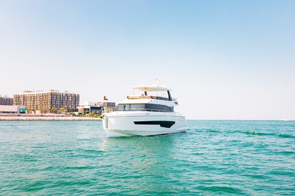 Miete Motoryacht Sky Walker Aura Dubai