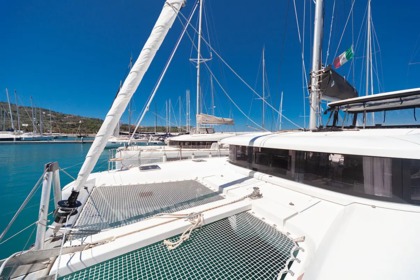 Location Catamaran  Lagoon 42 Capo d'Orlando