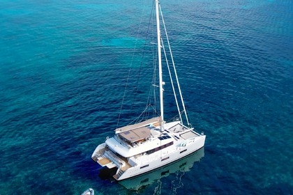 Hire Catamaran Lagoon Lagoon 620 Essence Nassau