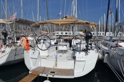 Location Voilier Jeanneau Sun Odyssey 519 - 5 + 1 cab. Trogir
