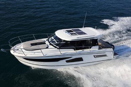 Charter Motor yacht Jennau Fisher 1095 Trapani