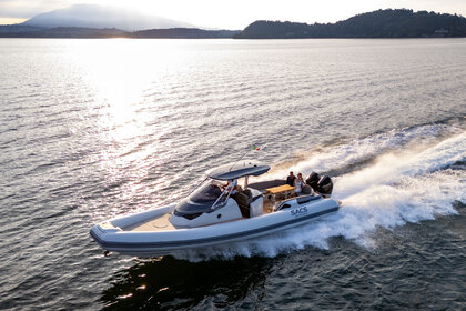 Location Bateau à moteur Sacs Marine 37 Strider Vallauris