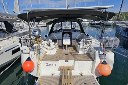 Alquiler Velero Bavaria Bavaria C38 Krk