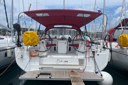 Location Voilier Bénéteau Oceanis 40.1 - 3 cab. Split