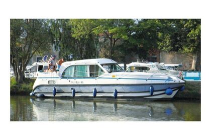 Rental Houseboats Classic Nicols 1100 Carnon