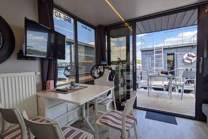 Location Péniche La Mare La Mare- Apart M Werder