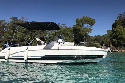 Rental Motorboat Beneteau Flyer 6.6 Antibes