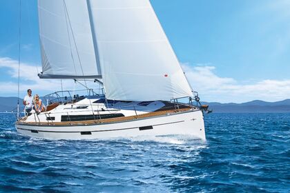 Hyra båt Segelbåt Bavaria Yachtbau Bavaria Cruiser 37 - 3 cab. Sukošan