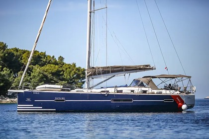 Hire Sailboat DUFOUR 520 Grand Large Primošten