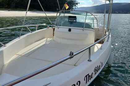 Rental Motorboat Jeanneau Jeanneau Vigo